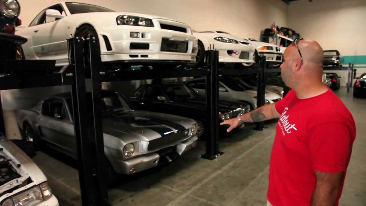 A impressionante colecção de carros dos falecidos Paul Walker e Roger Rodas